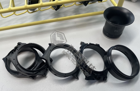 Máquina de recubrimiento al vacío PVD de aleación de titanio en relojes y joyas DLC Revestimientos negros