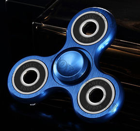 Un buen precio. Servicios azules de la capa del color PVD del IP, servicio Titanium de la capa del nitruro del zafiro PVD en línea