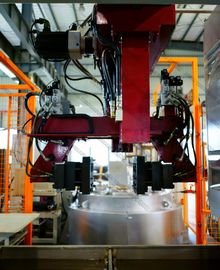 Equipo industrial automatizado de mudanza rotatorio, máquina de Lpdc de la aleación del latón/del cinc