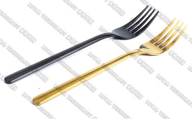 Chapado en oro de las bifurcaciones de las cucharas de acero inoxidables y de los cuchillos PVD